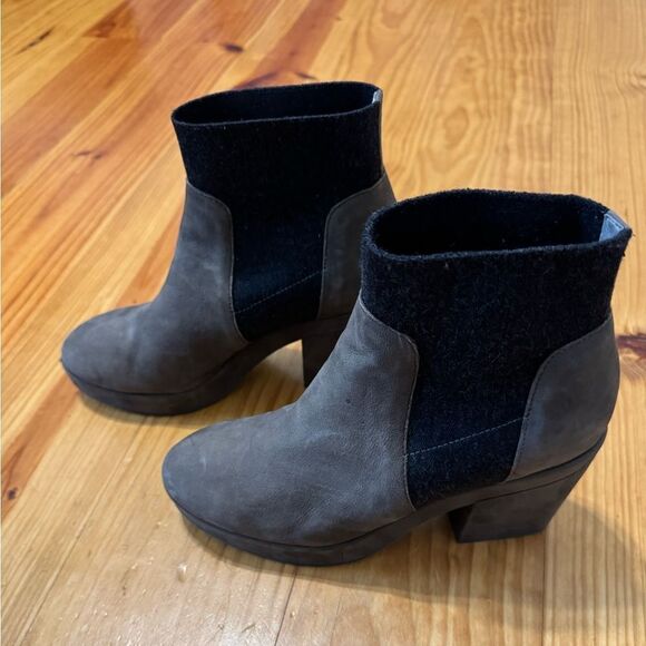 Eileen Fisher Women’s Suede Bootie Shoes US 6.5 Boot Gray Multi - Picture 4 of 12